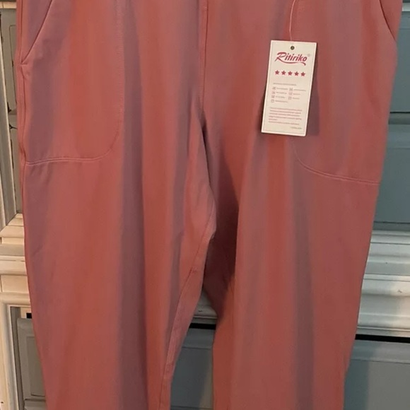 Leggings High Waisted Women’s Large Ritiriko 2 Front Pockets NWT Great For Yoga - Picture 4 of 4